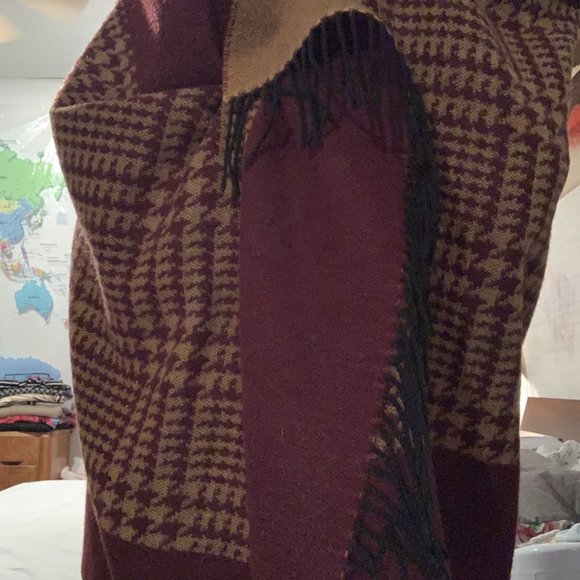 Careta Italy Fringe 100% Acrylic - Made in Itlay - Picture 4 of 7